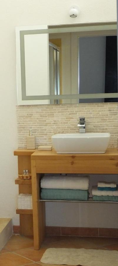 Frina Di Mari B&B San Teodoro  Buitenkant foto