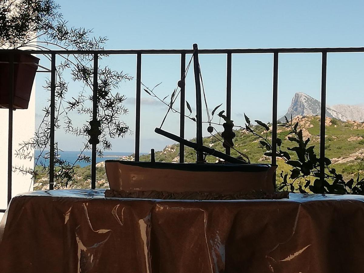 Frina Di Mari B&B San Teodoro  Buitenkant foto